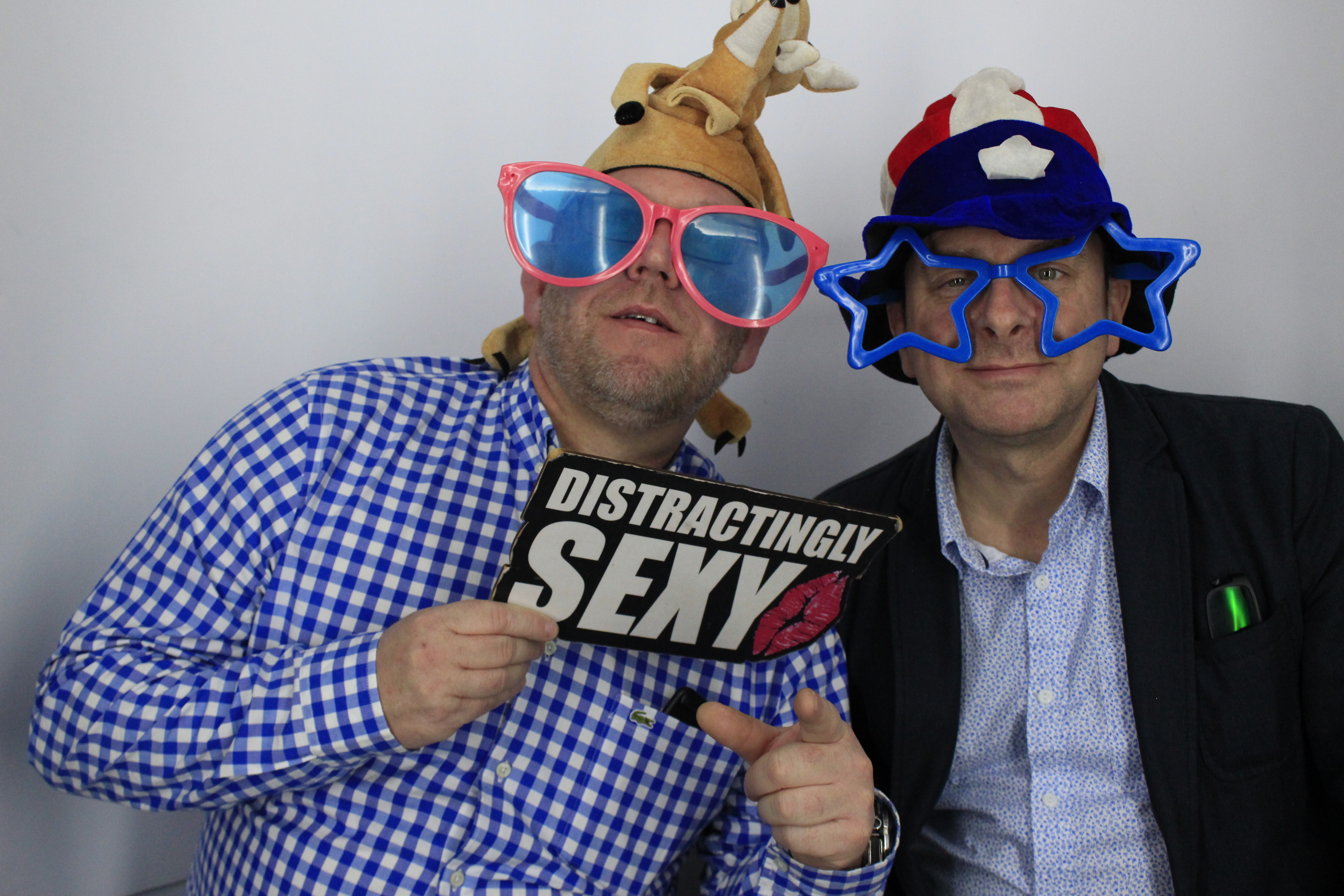 Darren and sarah’s 40th birthday celebration | View more photos from the event at gallery.myphotoboothexperience.co.uk/u/MyPhotoBoothExperienceLtd/Darren-and-sarah’s-40th-birthday-celebration